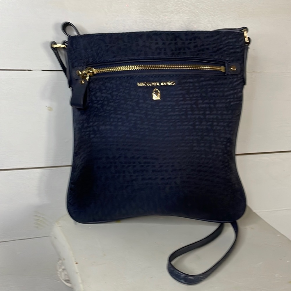 Michael kors crossbody NWOT